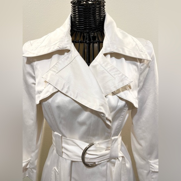Bebe Off White Satin Trench Coat - Picture 3 of 12